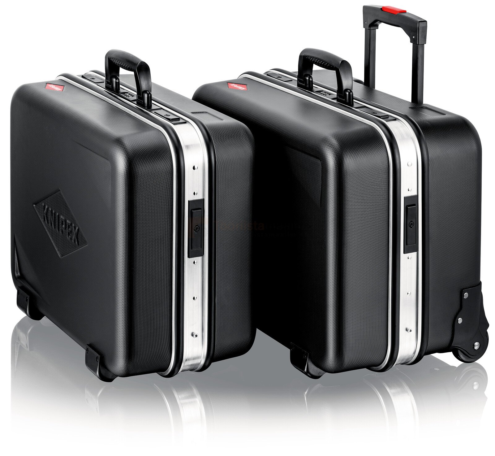 Pildil on kaks musta Knipex "BIG Twin Move" tööriistakasti, millest üks on ratastega ja teine mitte.