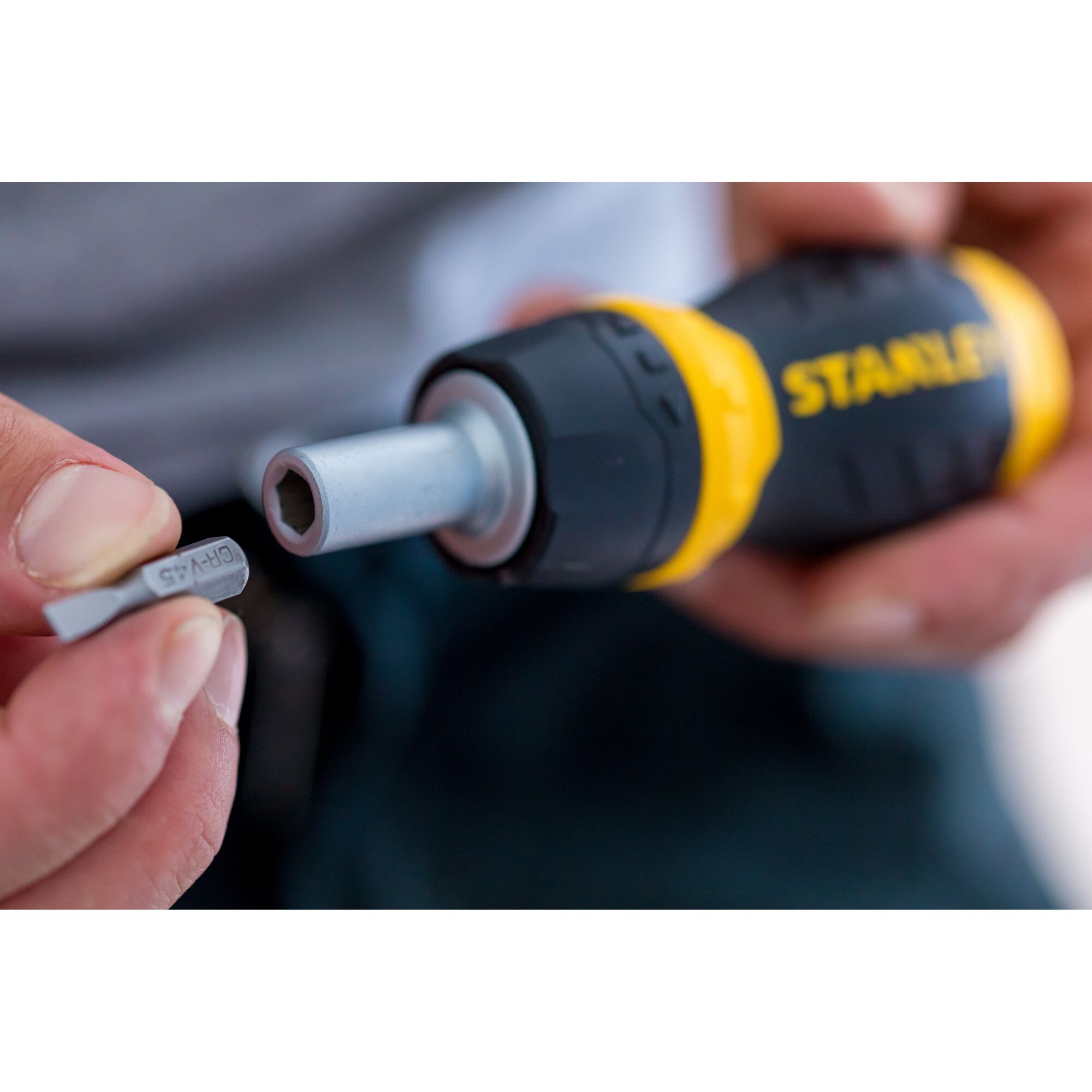 Stanley screwdriver with ratchet + 6 bits