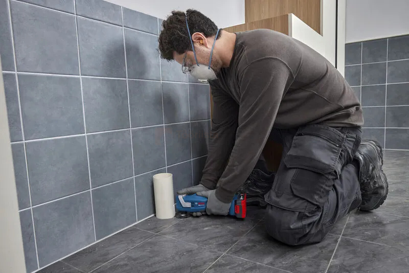 Bosch multitööriist GOP 18V-30, ilma aku ja laadijata