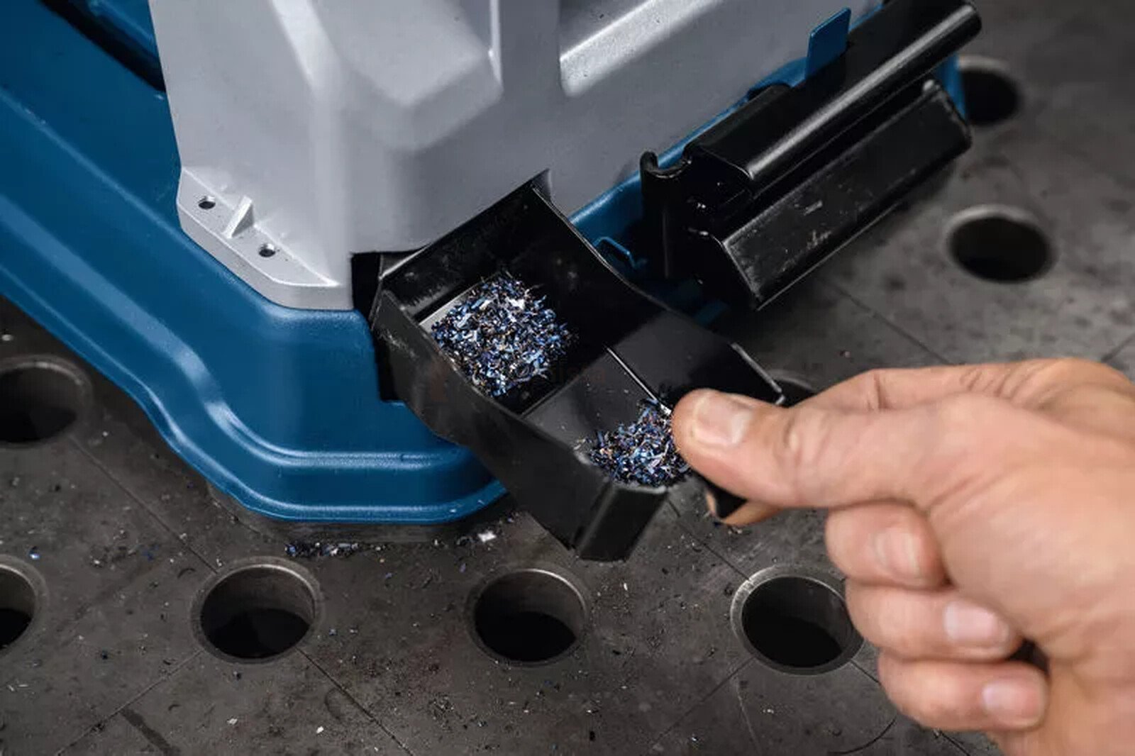 Bosch akumetallilõikur GCD 18V-355 - ilma aku ja laadijata 4