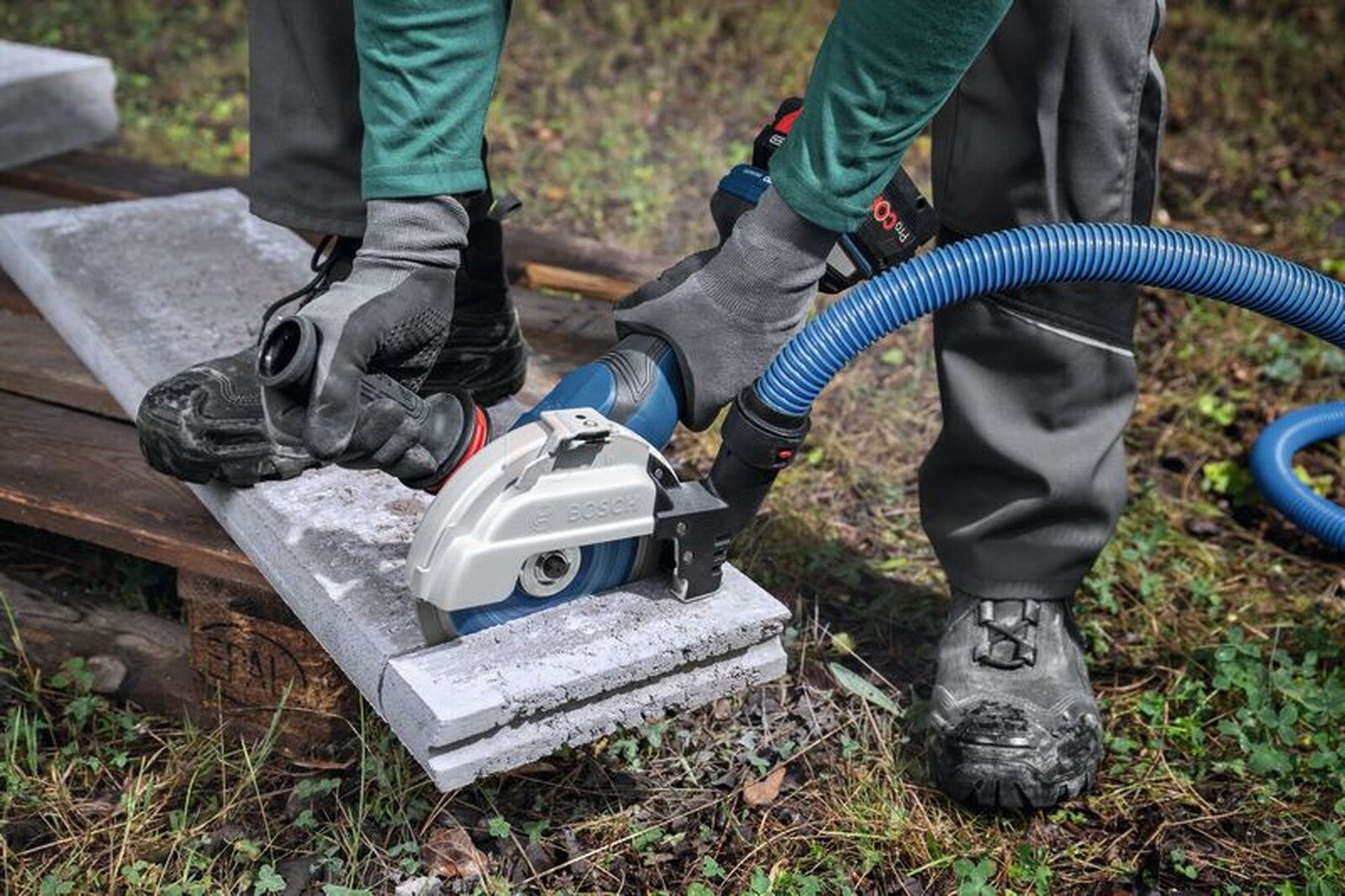 Bosch nurklihvija tolmueemaldusseade GDE 180-CG 2