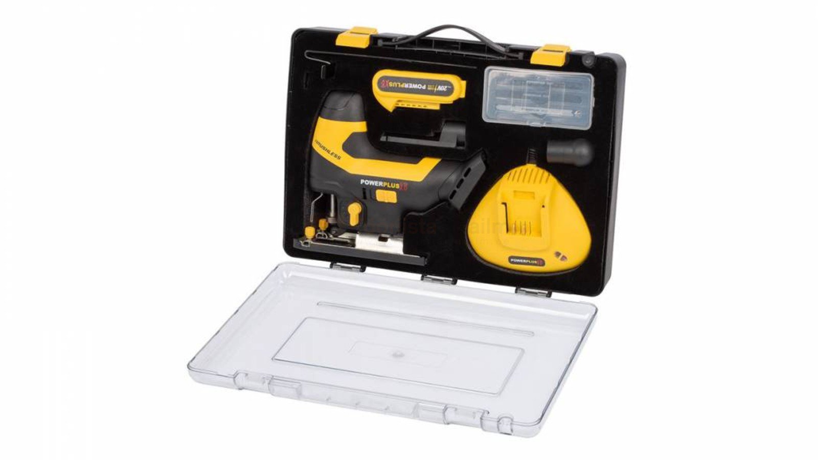 Pildil on avatud kohver, mis sisaldab Powerplus X akutikksaagi POWXB50020, laadijat ja tarvikuid.