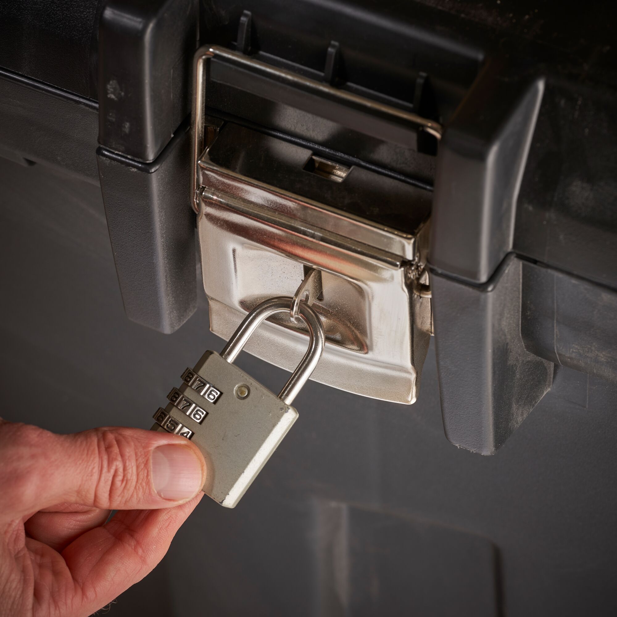 Stanley tööriistakast ratastel 1-92-978