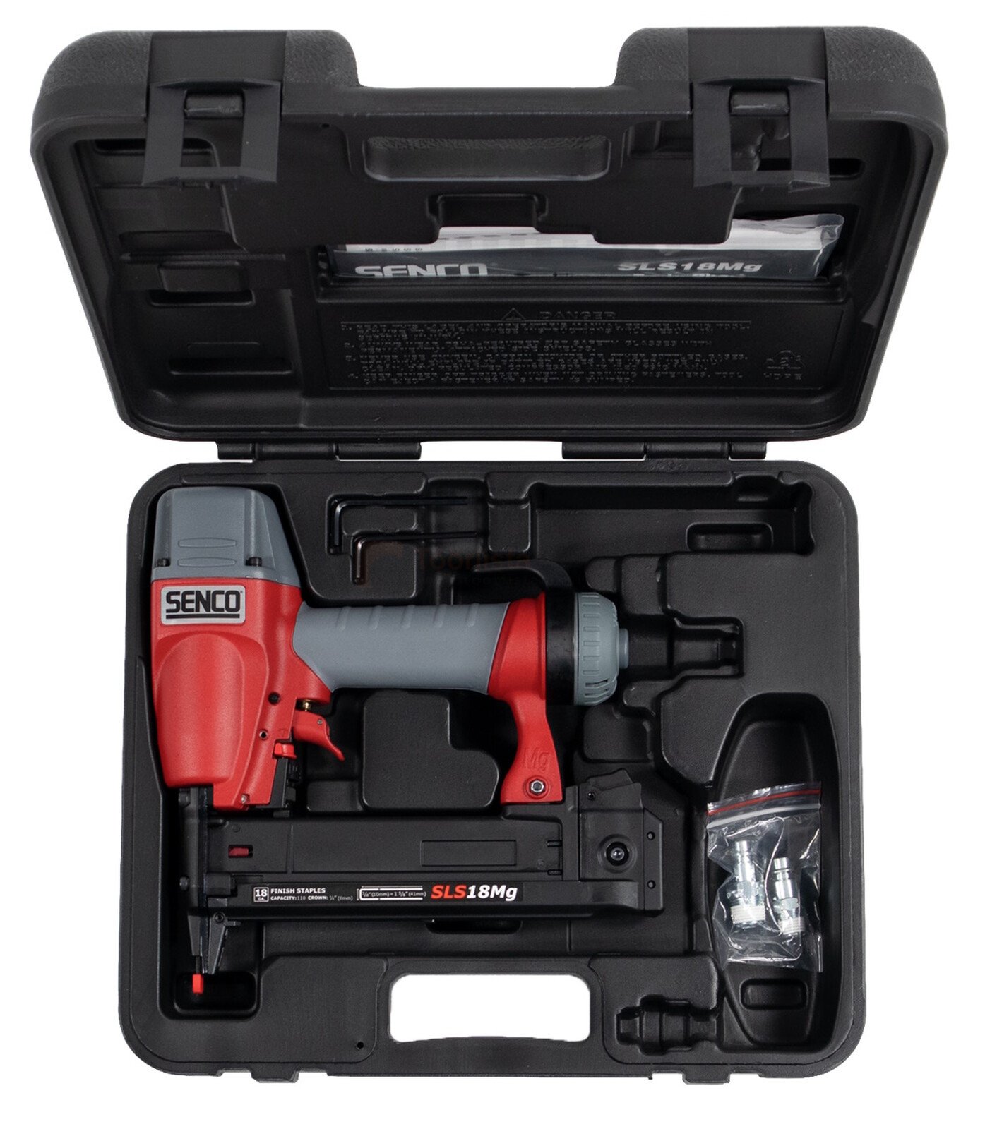 Pildil on avatud mustas kohvris Senco klambripüstol SLS18MG-M koos tarvikutega.