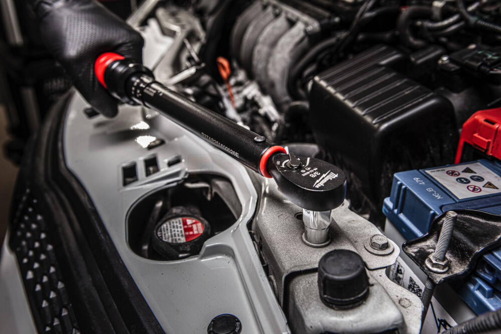 Milwaukee momentvõti 3/8" 20-100 Nm 400 mm