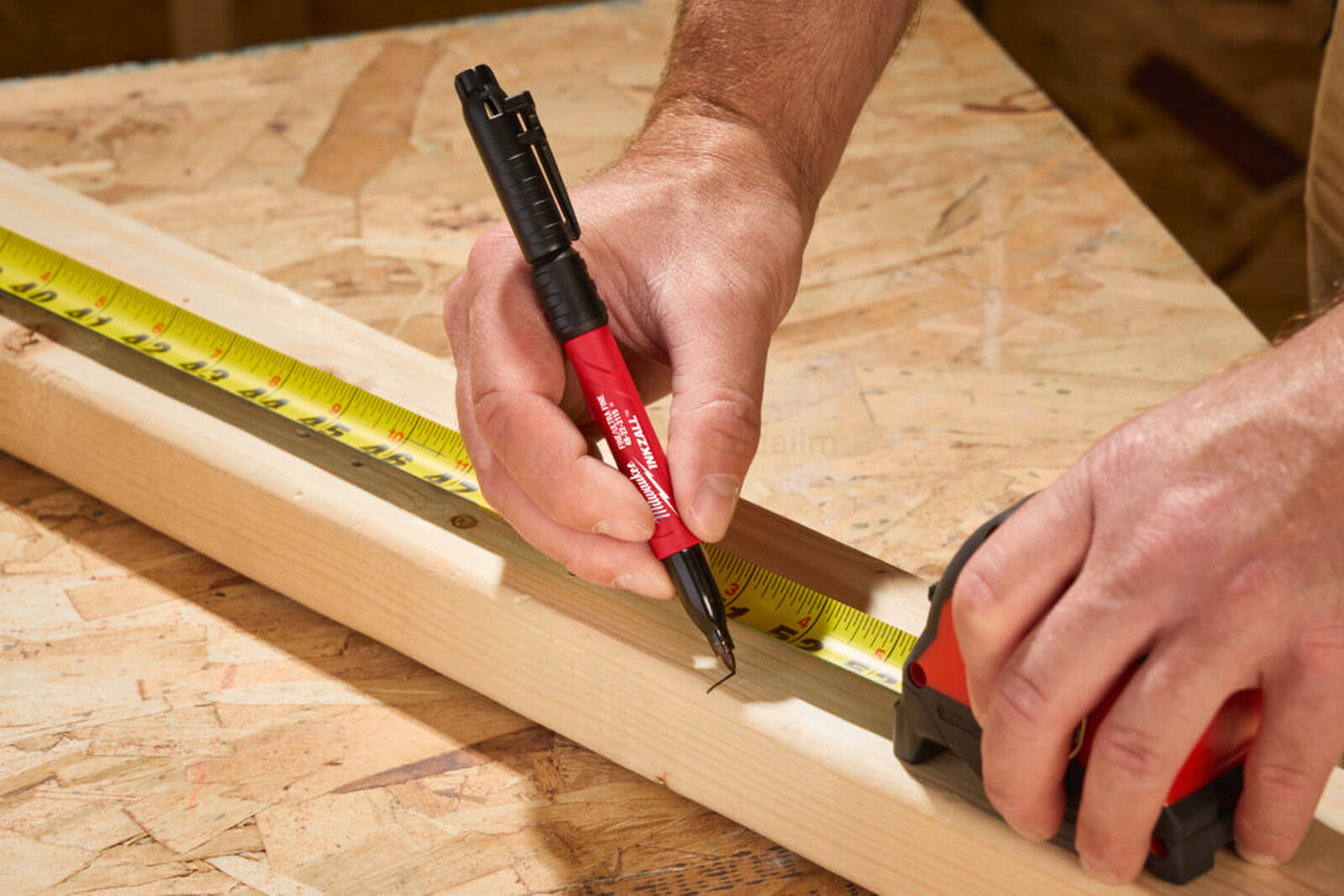 Milwaukee marker Inkzall, with extra fine / fine tip, black