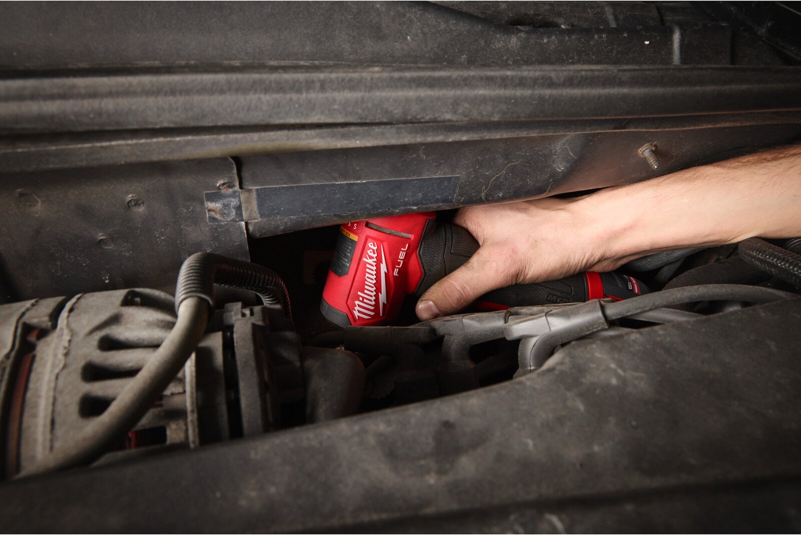 Milwaukee akutoitel nurkotslihvija M12 FDGA2-0 - ilma aku ja laadijata 7