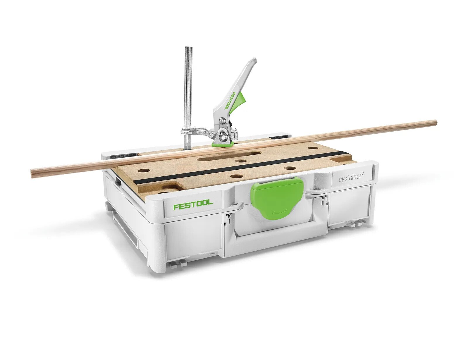 Pildil on Festool mobiilne tööpink-Systainer³ SYS3-MFT M 112, mille peal on kinnitatud puidutükk ja kinnitusvahend.