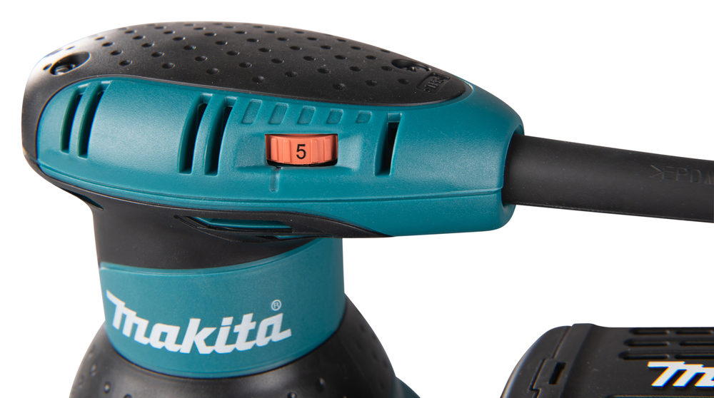 Makita eccentric sander BO5031K