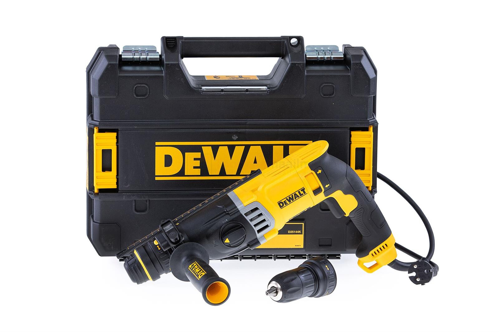Pildil on näha kollane-must DeWalt puurvasar D25144K koos 13 mm lisapadruni ja oma musta hoiukohvriga.