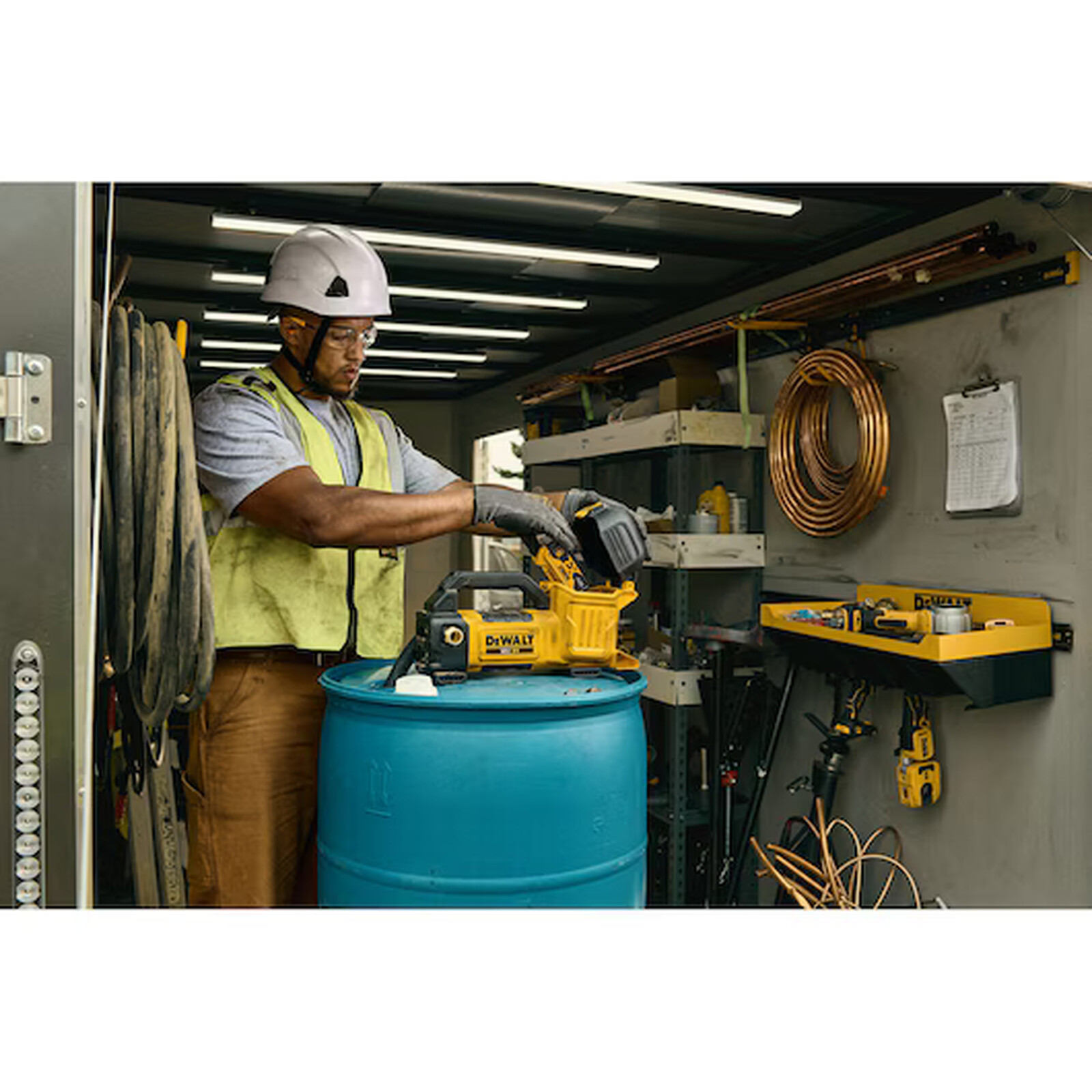 DeWalt akutoitel veepump DCE050N - ilma aku ja laadijata 4