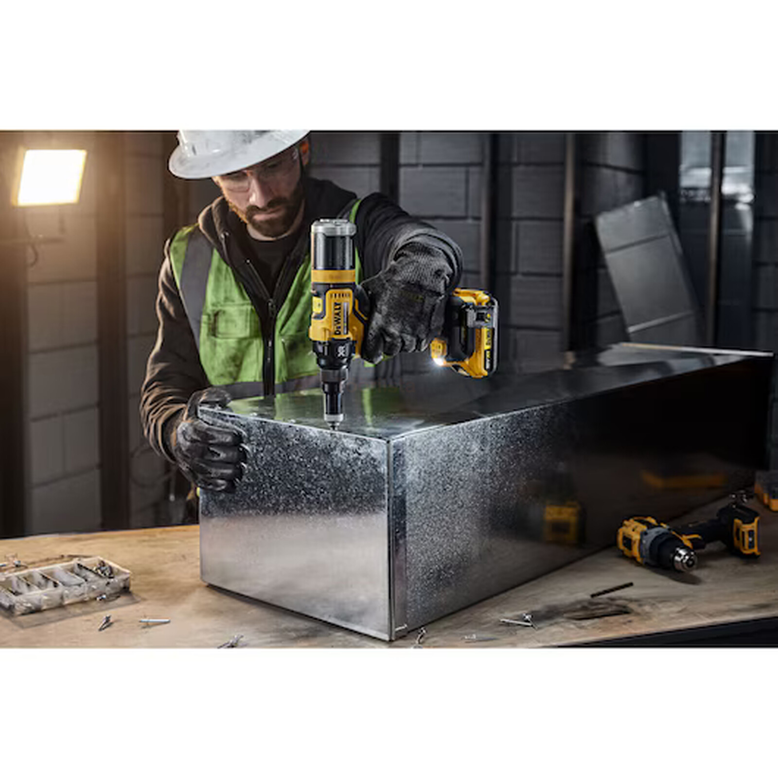 DeWalt akutoitel needipüstol DCF403NT - ilma aku ja laadijata 5