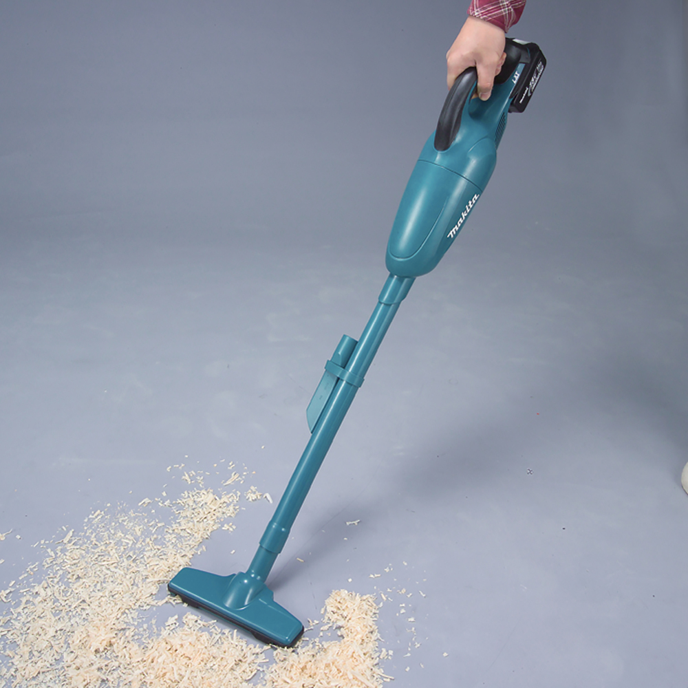 Makita cordless stick vacuum cleaner