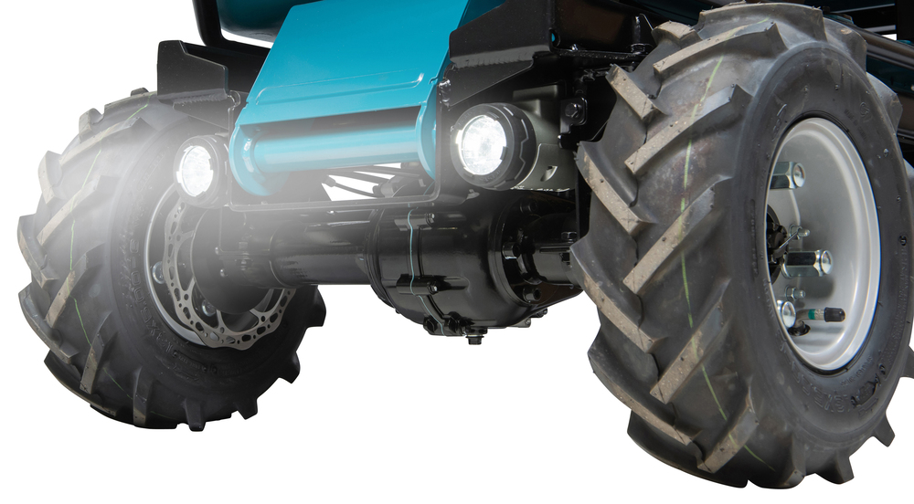 Pildil on Makita akutoitega aiakäru DCU603Z, ilma aku ja laadijata, nähtaval on käru rattad, esituled ja kere.