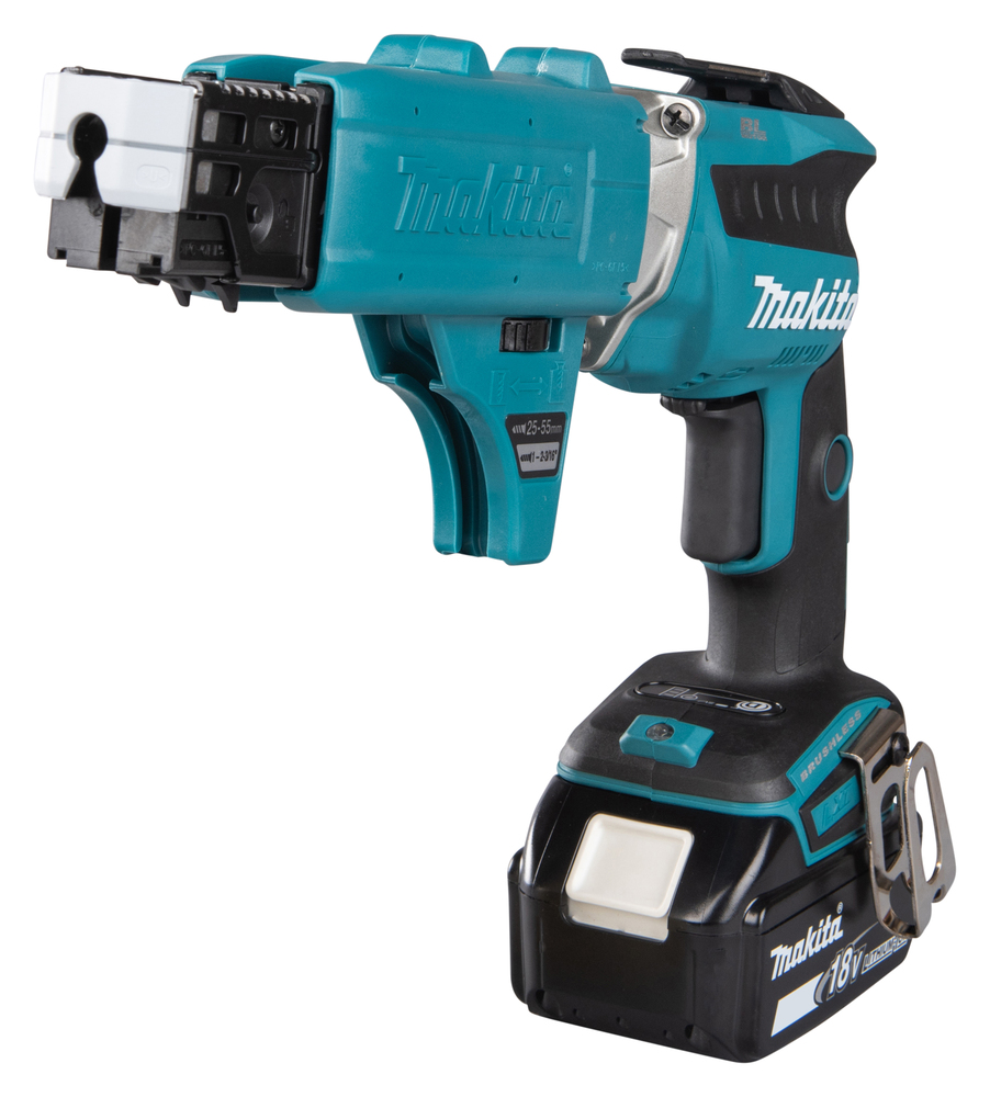 Pildil on Makita akukruvikeeraja DFS452Z, millel on kinnitatud otsak ja mis on varustatud 18V akuga.