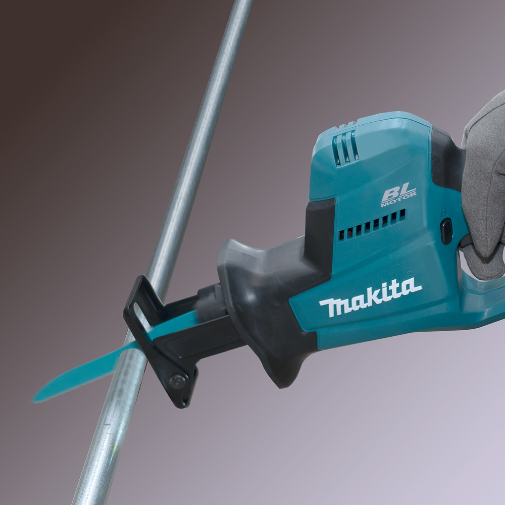 Makita akuuniversaalsaag DJR189Z, ilma aku ja laadijata