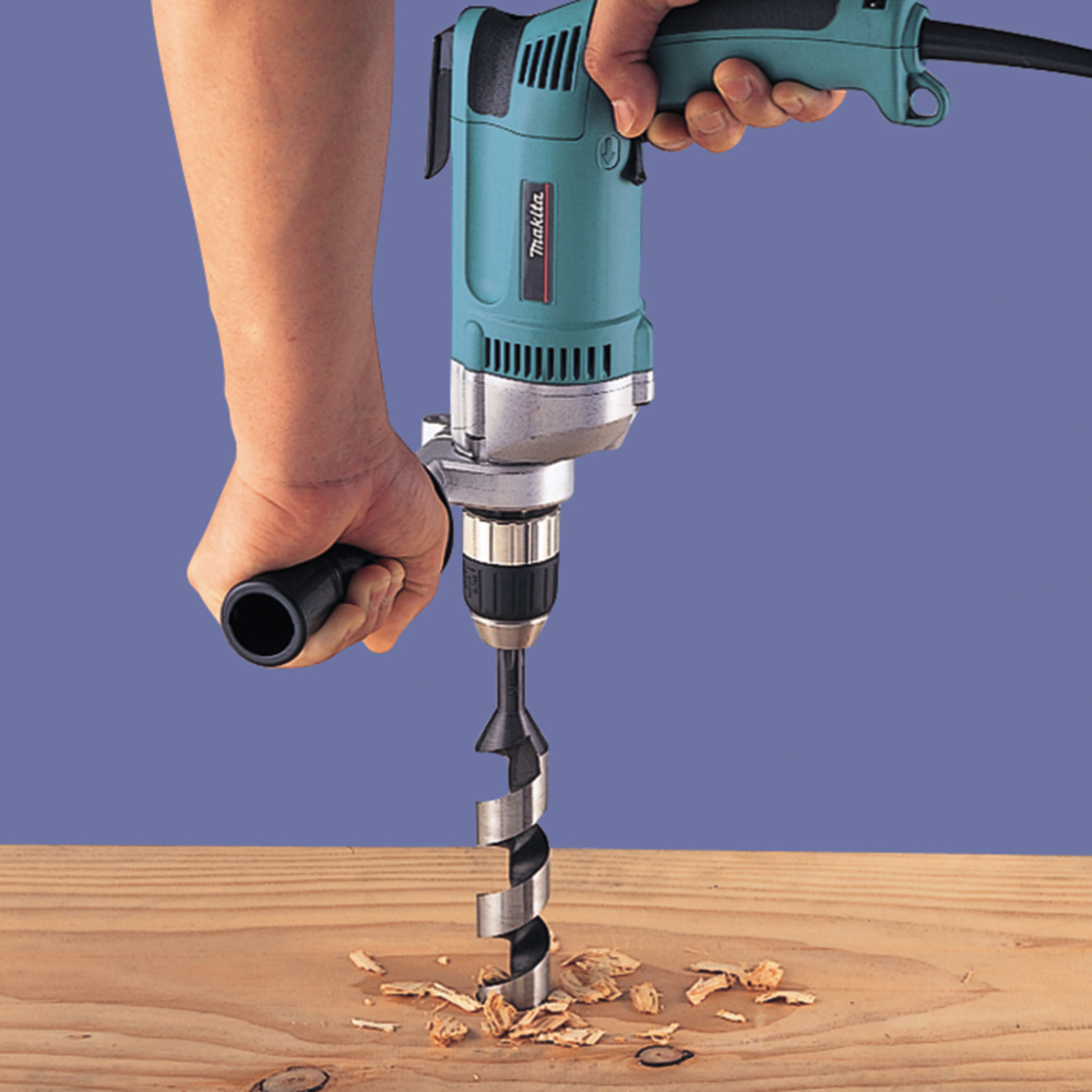 Makita дрель DP4003