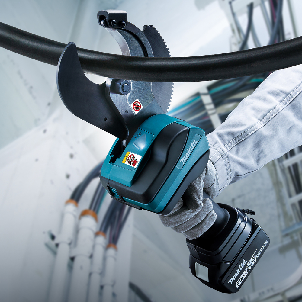 Аккумуляторный кабелерез Makita DTC101ZK, без аккумулятора и зарядного устройства