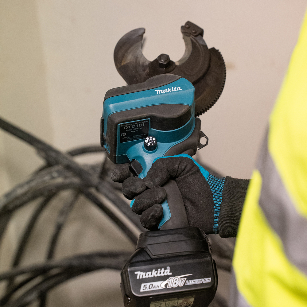 Аккумуляторный кабелерез Makita DTC101ZK, без аккумулятора и зарядного устройства