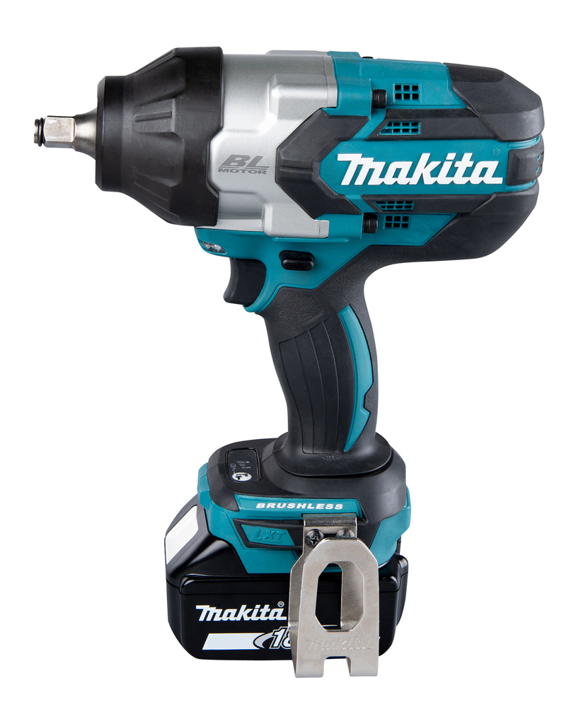 Аккумуляторный ударный гайковерт Makita DTW1002RTJ