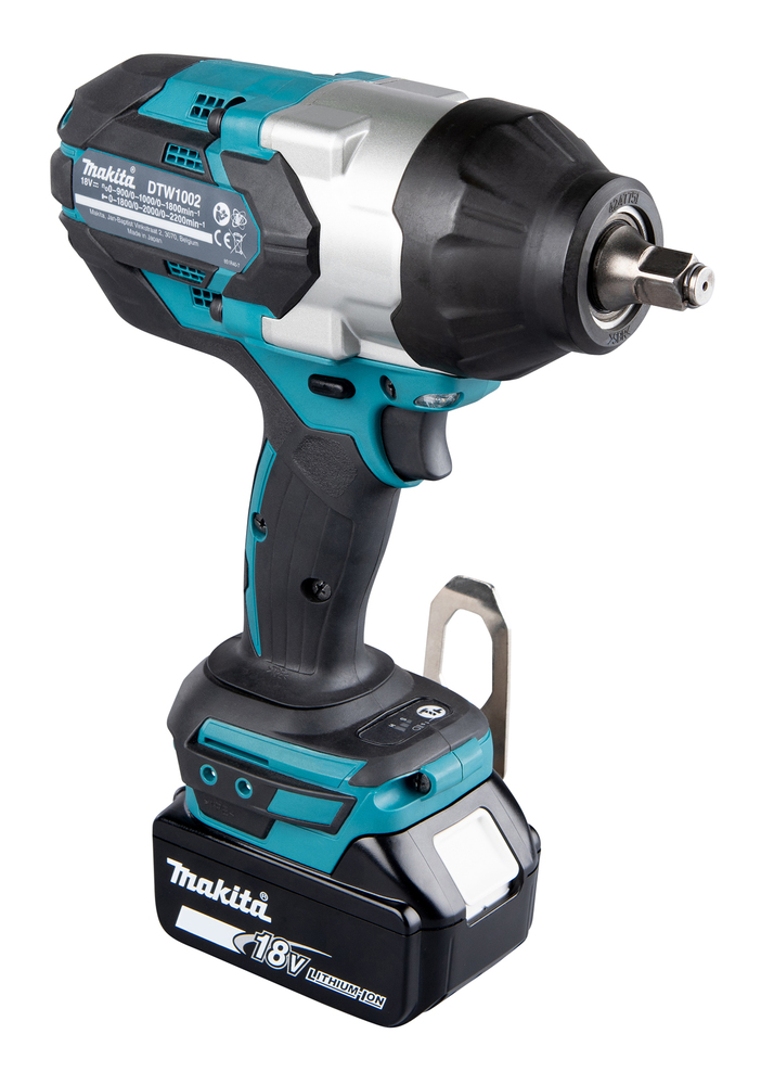 Аккумуляторный ударный гайковерт Makita DTW1002RTJ