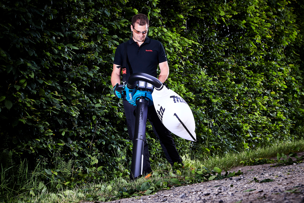 Аккумуляторный воздуходув-пылесос Makita DUB363ZV, без аккумулятора и зарядного устройства