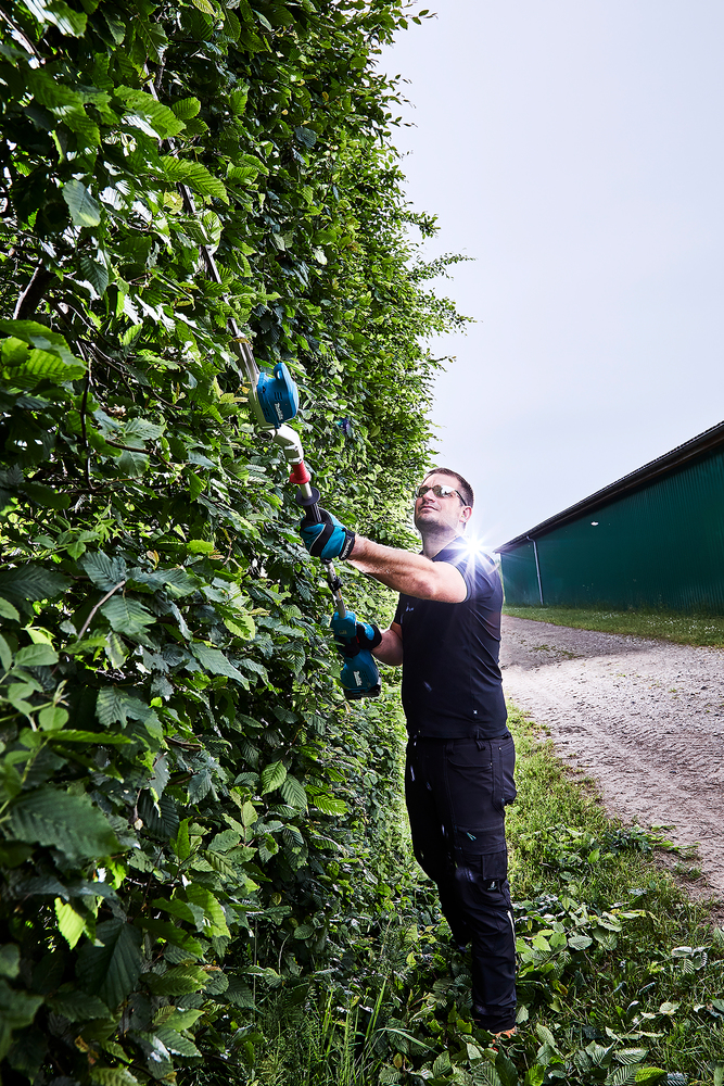 Аккумуляторный кусторез Makita DUN500WZ, без аккумулятора и зарядного устройства