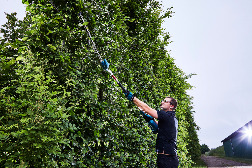 Аккумуляторный кусторез Makita DUN500WZ, без аккумулятора и зарядного устройства