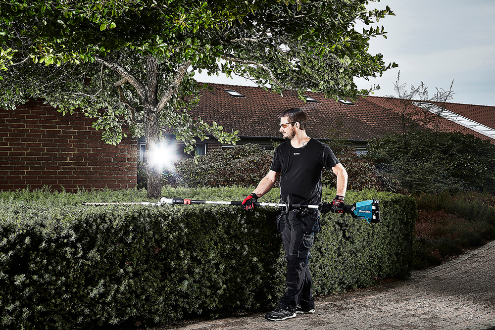 "Makita" su keičiamais priedais akumuliatorinis trimeris DUX60ZM4, be akumuliatoriaus ir įkroviklio