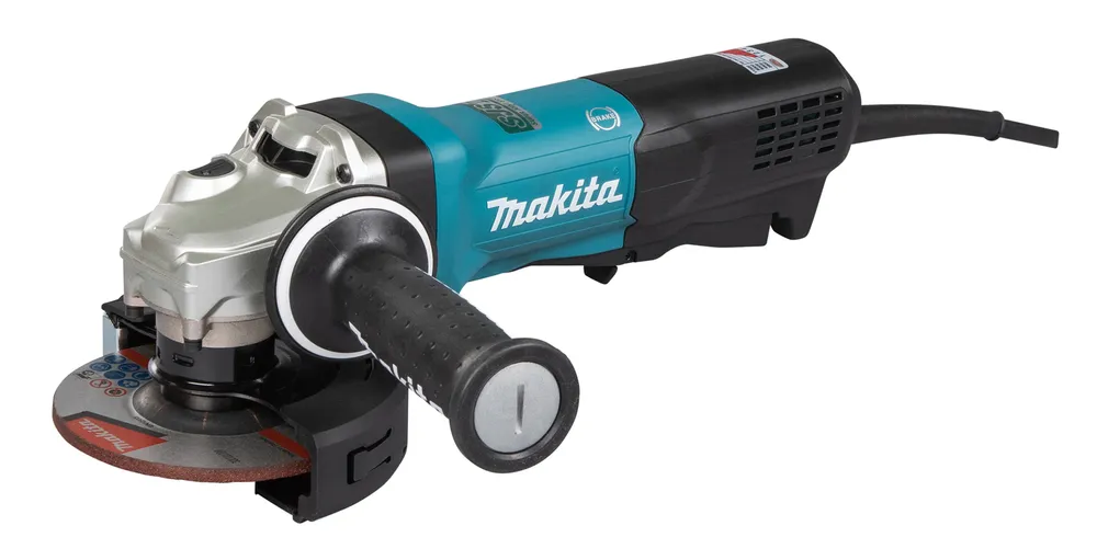 Pildil on näha Makita nurklihvija GA5093X01 koos oma tarvikute ja elektrilise juhtme, millel on iseloomulikud Makita värvid.