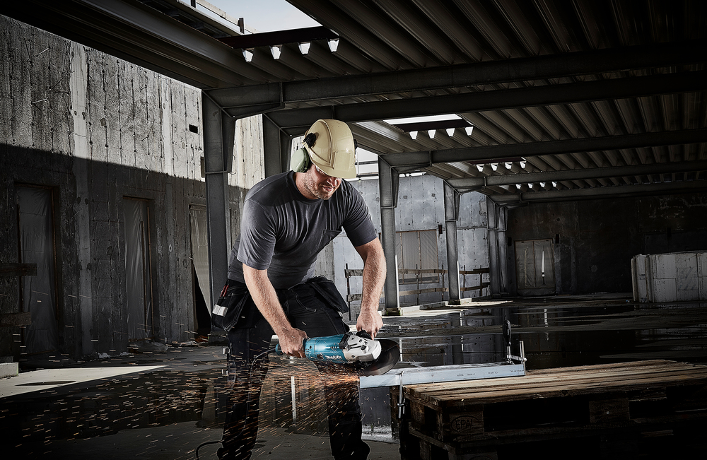 Makita nurklihvija GA9020SF02