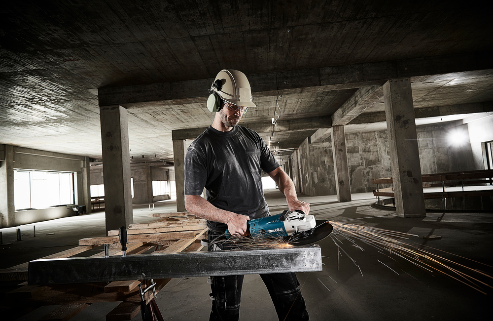 Makita nurklihvija GA9020SF02