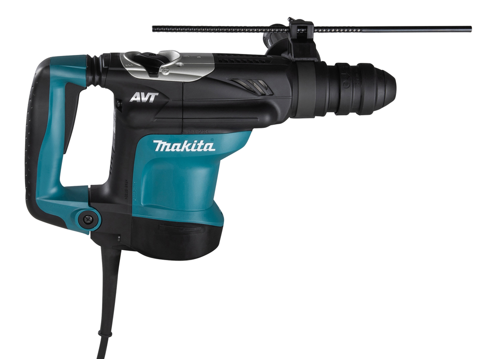 Pildil on Makita puurvasar HR3210FCT, mis on sinise ja musta värviga, ning näha on ka küljekäepide ja sügavuspiiraja.