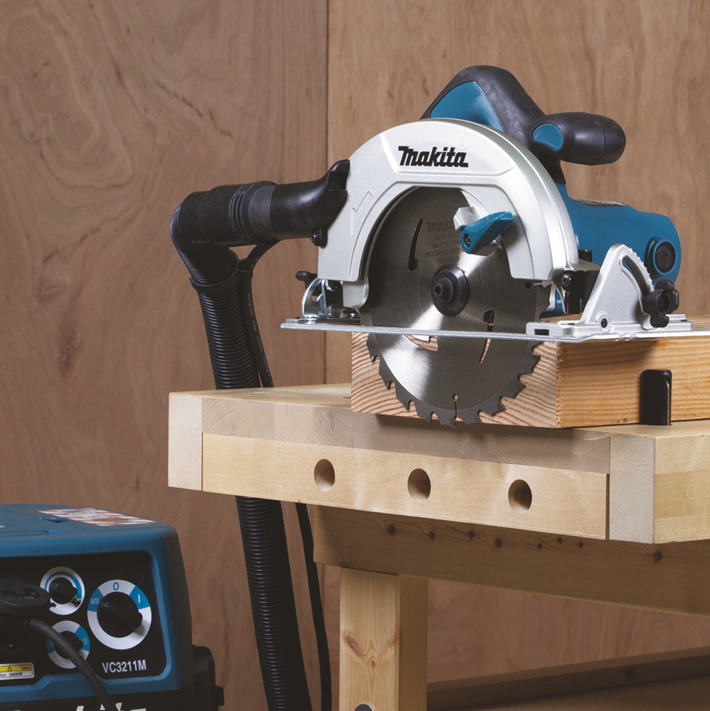 Циркулярная пила Makita HS7601J