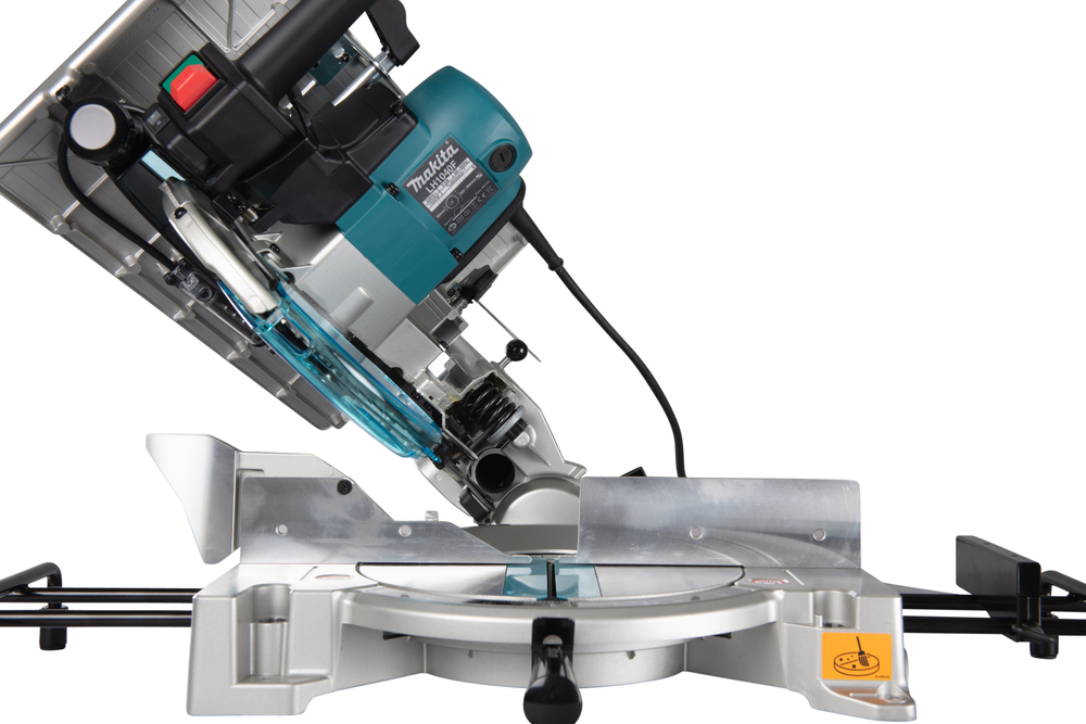 Makita plate and miter saw LH1040F