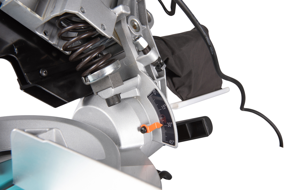 Makita дисковая и угловая пила LH1201FL