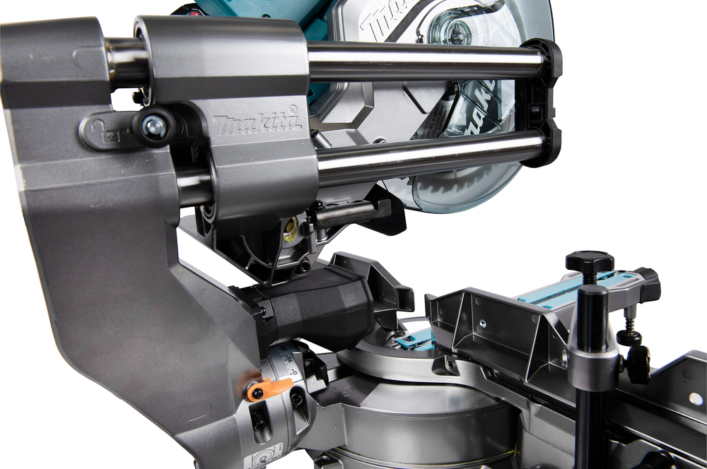 Makita cordless chop and mitre saw