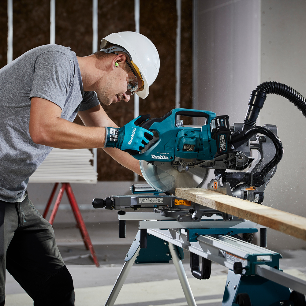 Makita cordless chop and mitre saw