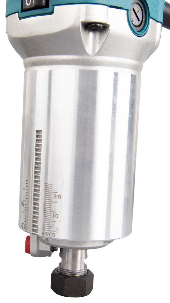 Makita viršutinis frezeris/krašto frezeris RT0702CX2J