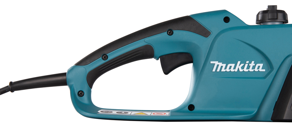 Makita electric saw UC3041A