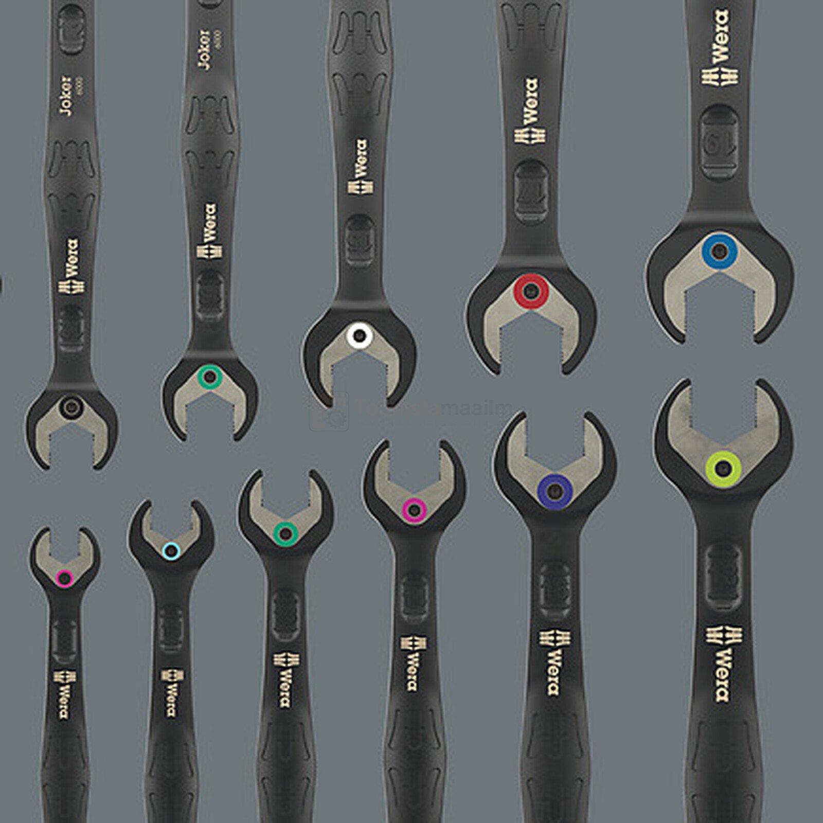 Pildil on Wera lehtsilmusnarrede komplekt 6000 Joker Black Edition, mis sisaldab erineva suurusega musta värvi narreid.