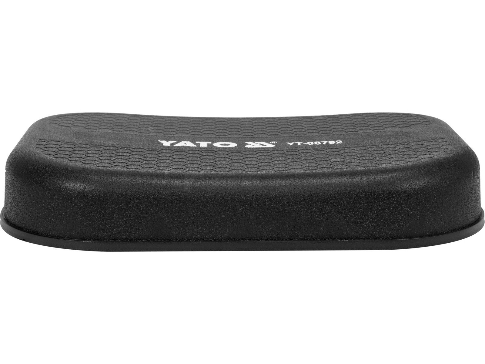 Pildil on must Yato töötool, millel on peal Yato logo ja mudeli number.