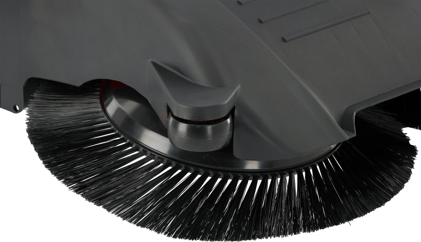 Pildil on detail YATO kuivpühkimismasinast 750 mm, kus on näha pühkimisharja.