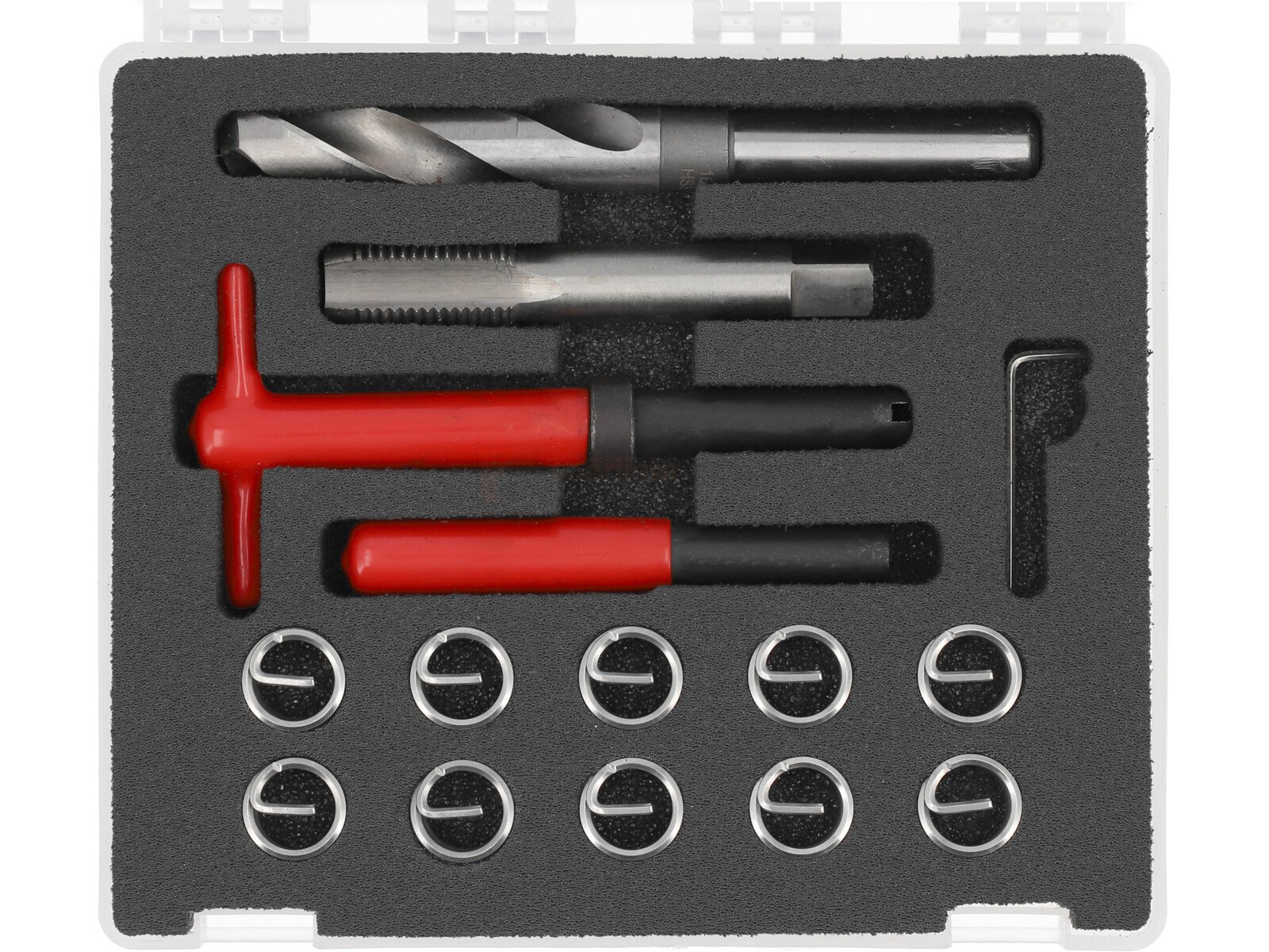 Pildil on YATO keerme remondi komplekt, mis sisaldab puuri, keermelõikurit, keermelõikuri hoidjat, kruvikeerajat ja...