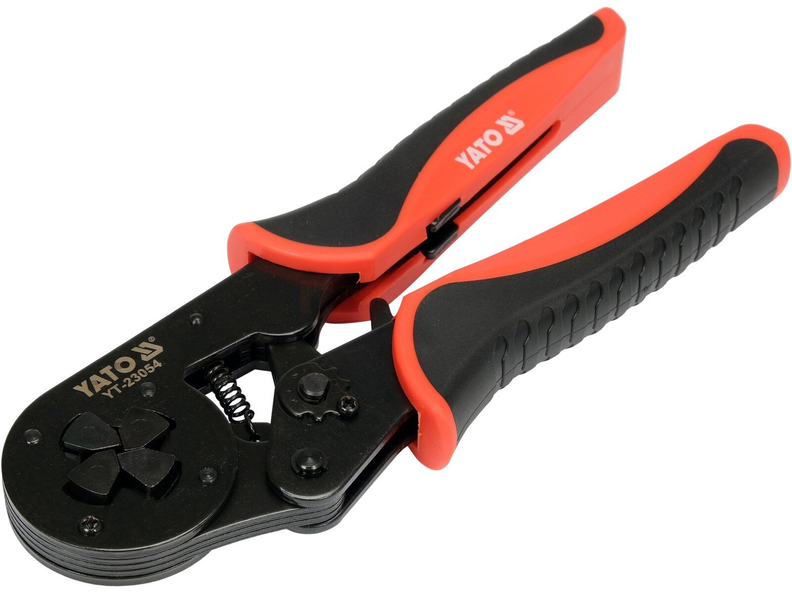 Pildil on Yato presstangid, mis on mõeldud 4-16 mm² suuruste juhtmete pressimiseks.
