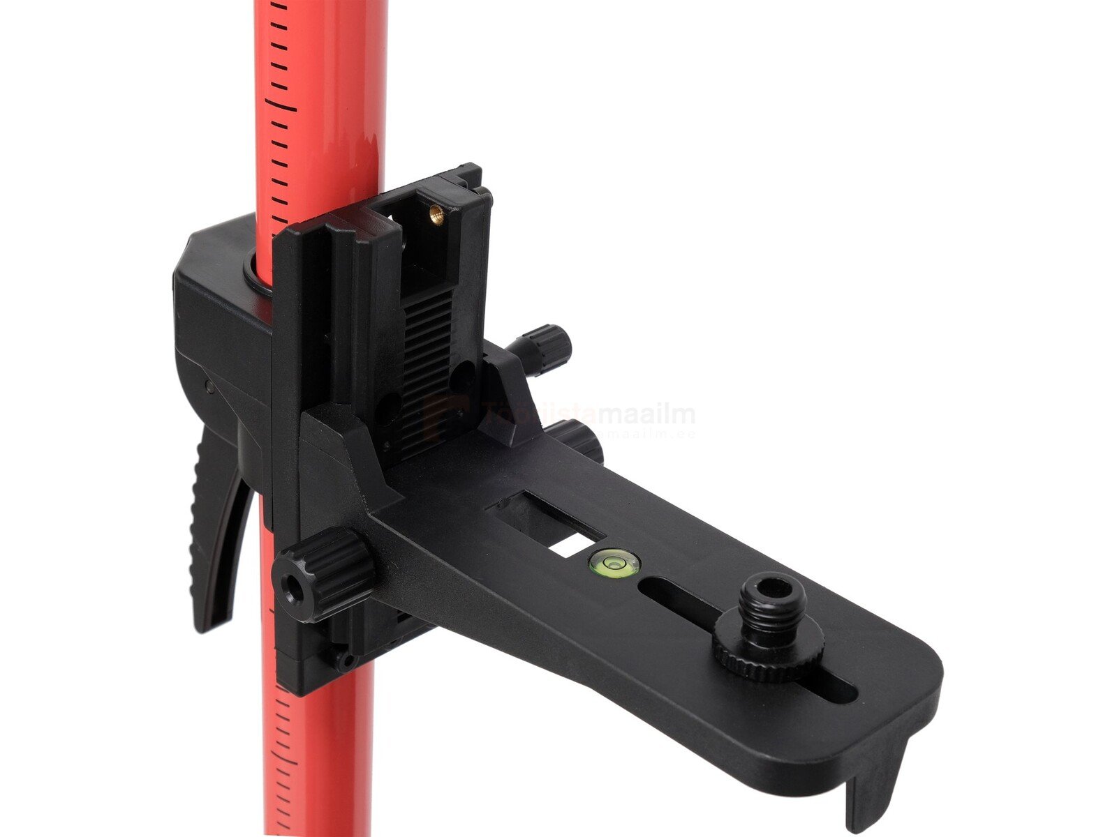 Pildil on YATO teleskooplatiga statiiv, millel on kinnitatud statiiv, mis on mõeldud lasernivelleerimisseadme paigaldamiseks.