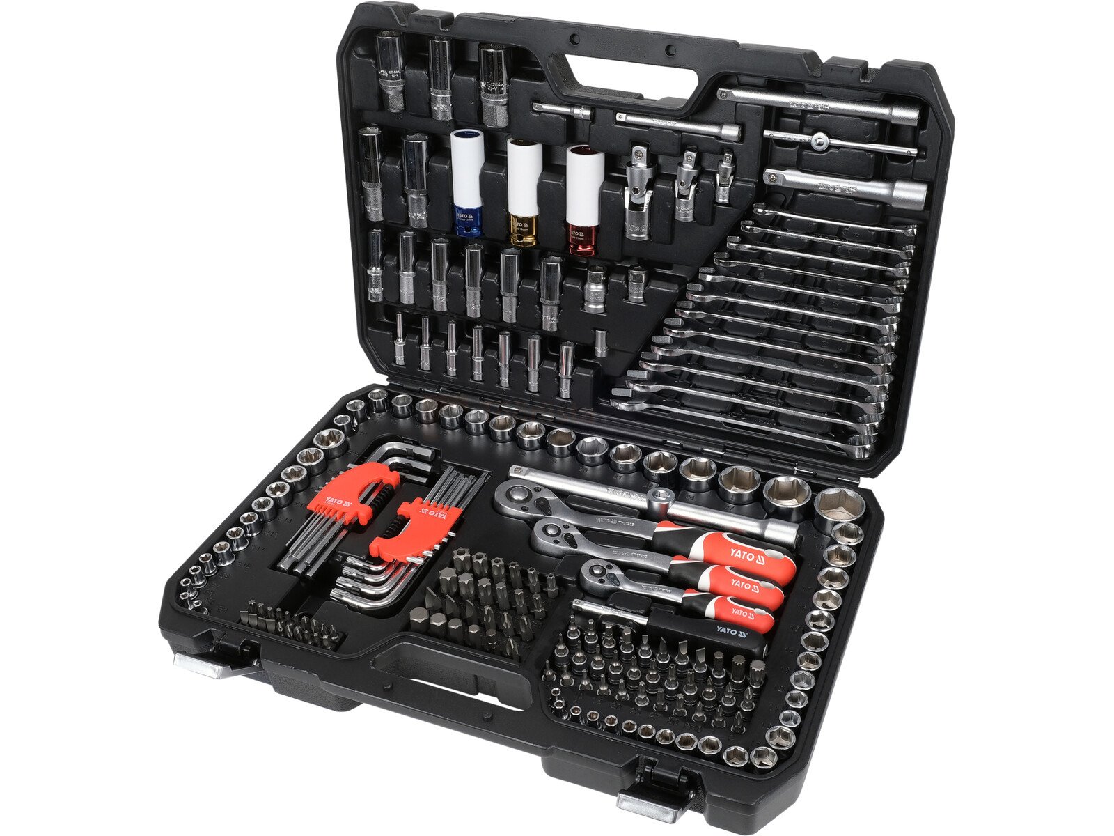 Pildil on avatud YATO 198-osaline tööriistakomplekt, mis sisaldab erinevaid tööriistu nagu padrunid, mutrivõtmed...