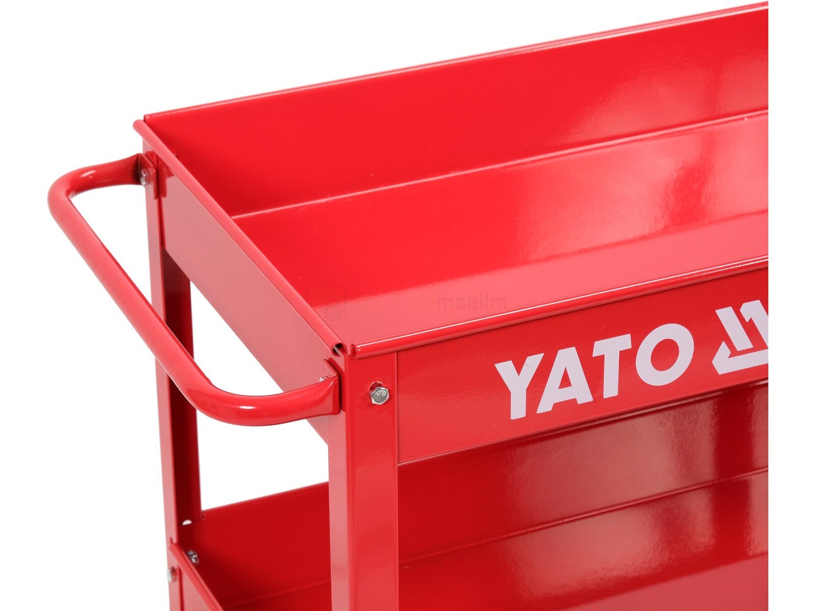 Pildil on näha punane Yato tööriistakäru, millel on käepide ja riiulid.