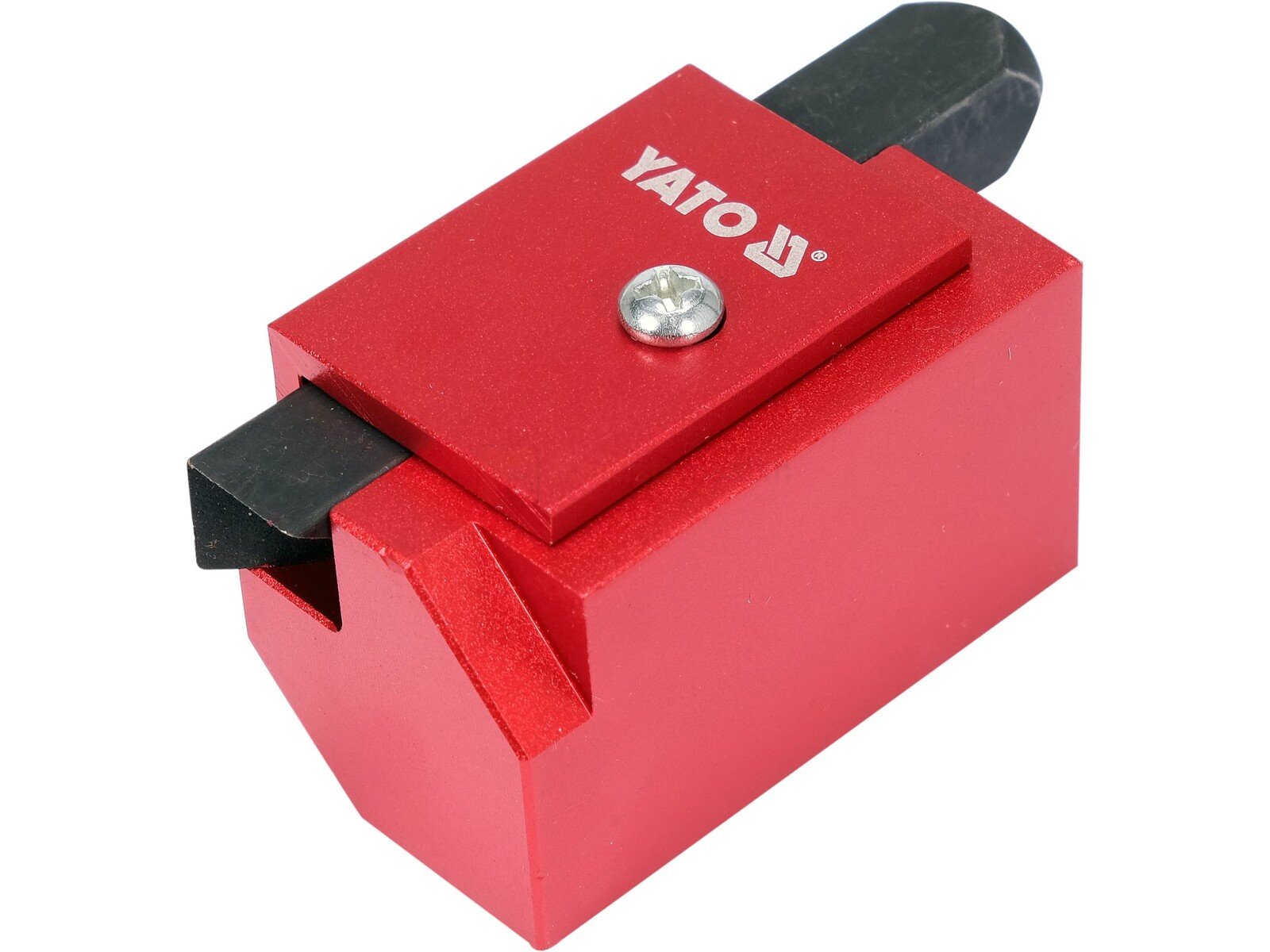 Pildil on punane YATO nurgapeitel, millel on must peitel ja mis on mõeldud 90-kraadiste nurkade tegemiseks.