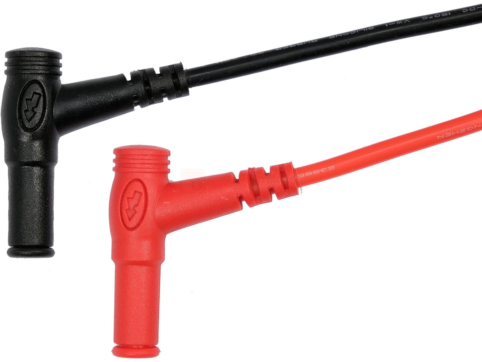 Pildil on näha Yato multimeetri punane ja must juhtme komplekt, mille pikkus on 120 cm ja mis on mõeldud kuni 20 A / 1000...